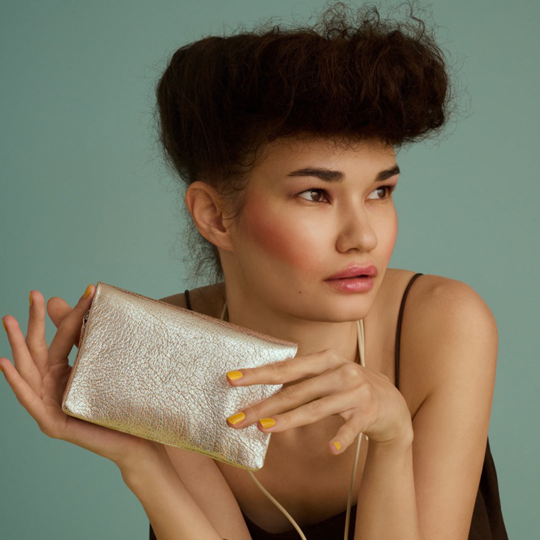 <VIA DOAN> Zilda Round Short Wallet / Silver