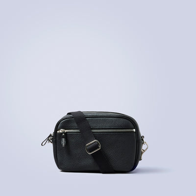 ＜レザリ＞エンボスミニショルダーバッグ/ブラック