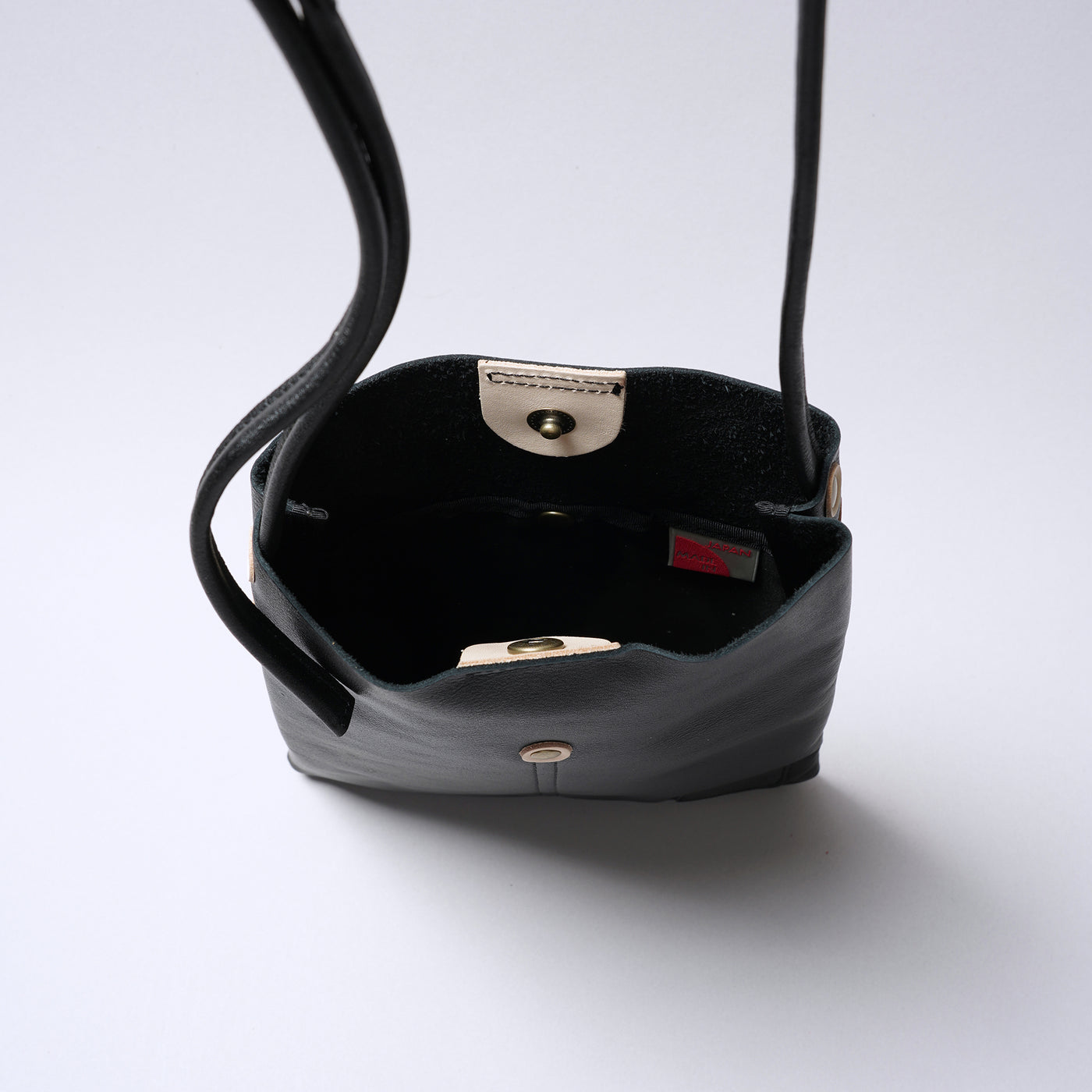 <Laisser Faire> Pieza Thin Gusset Shoulder Bag /Green