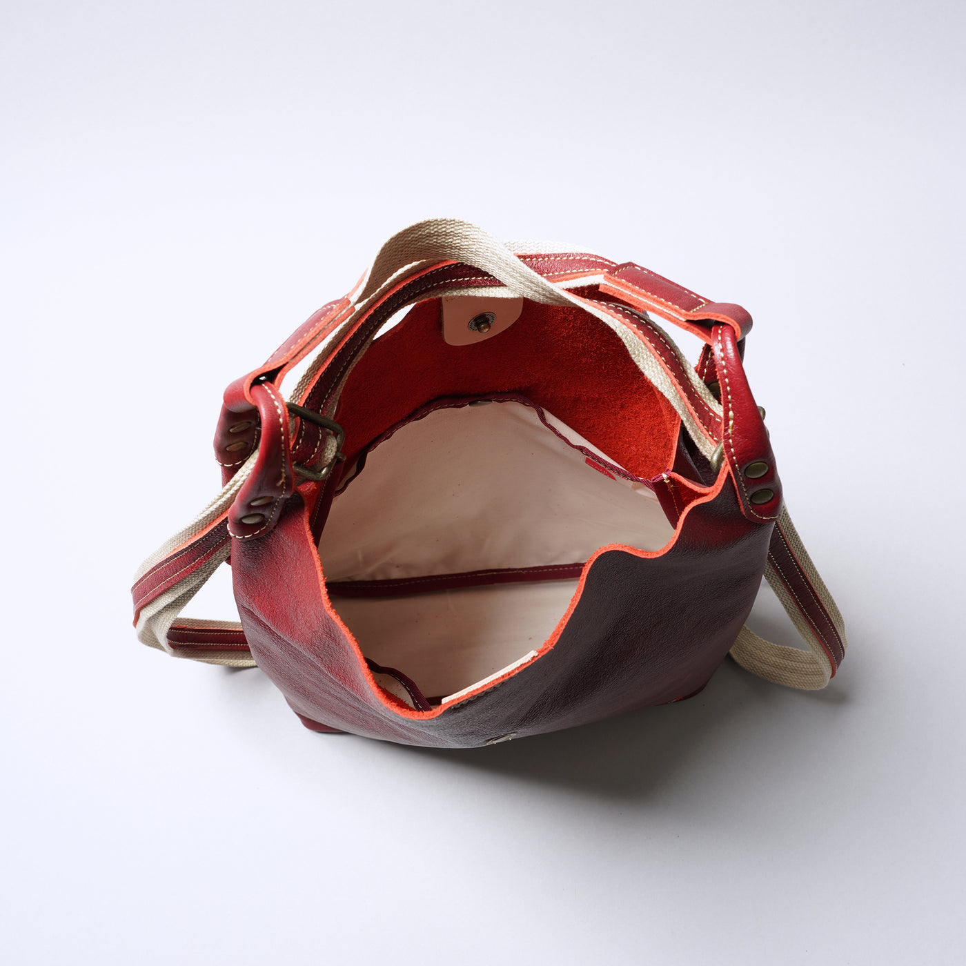 <Laisser Faire> Pieza 2 Way Back Pack / Black