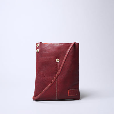<Laisser Faire> Pieza Thin Gusset Shoulder Bag / Red