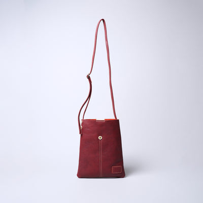 <Laisser Faire> Pieza Thin Gusset Shoulder Bag / Red