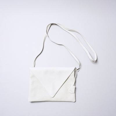 <REN> Hallie Triangle Flap / Black