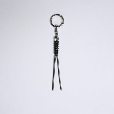 <SENTI FLATTER THE SENSES> Leather Blade Key Chain / Blue