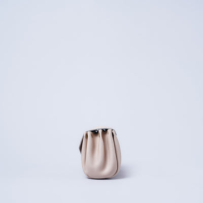 ＜kissora＞Epica 隨身包/黑色