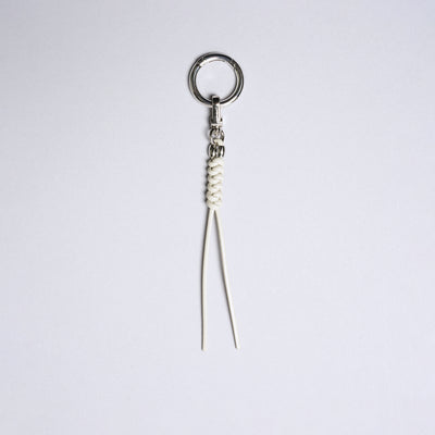 <SENTI FLATTER THE SENSES> Leather Blade Key Chain / Blue
