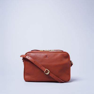 ＜kissora＞Olivenume 迷你斜背包/棕色