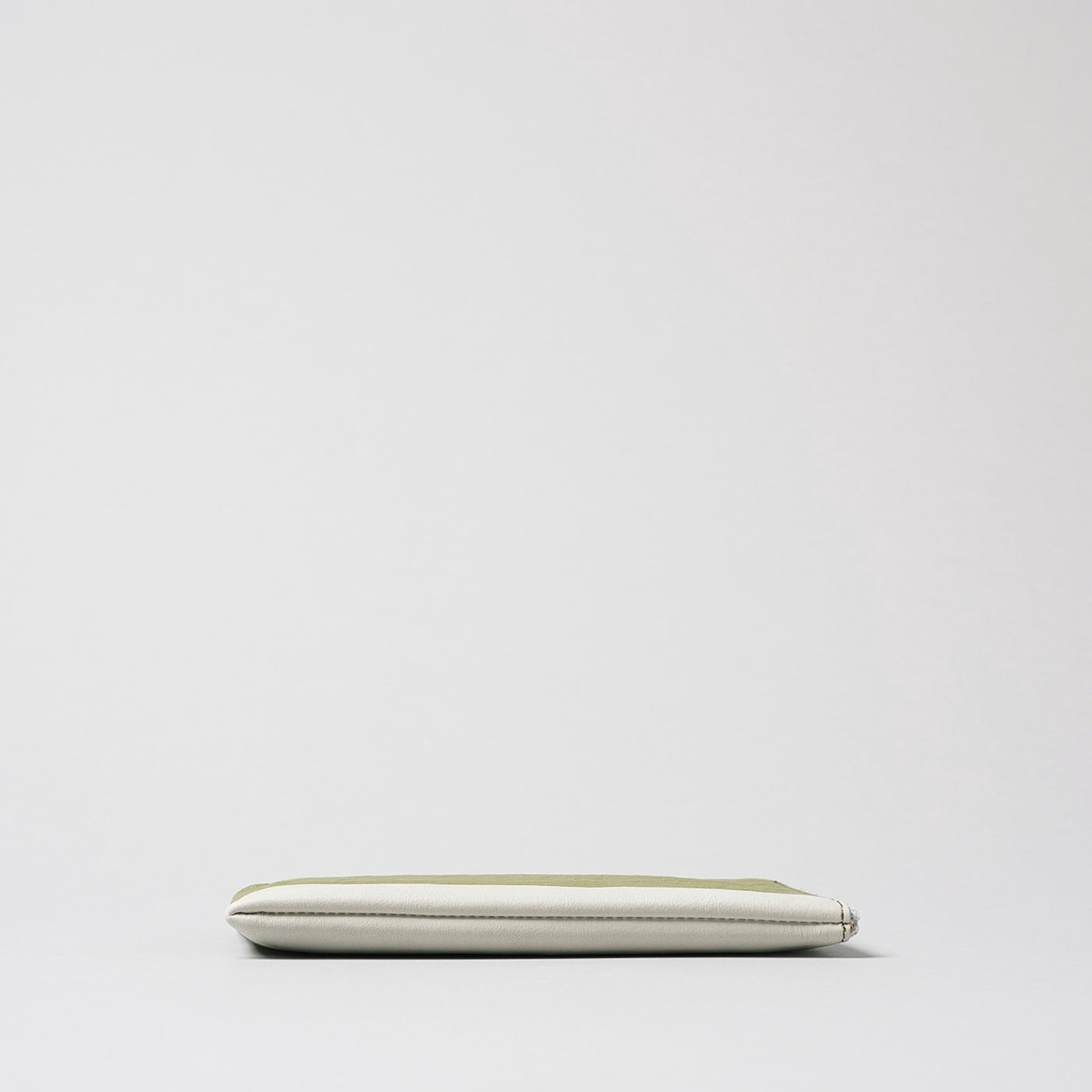 <numeri> Sottile Bi-Color L Zipper Long Wallet / Green x Light Grey