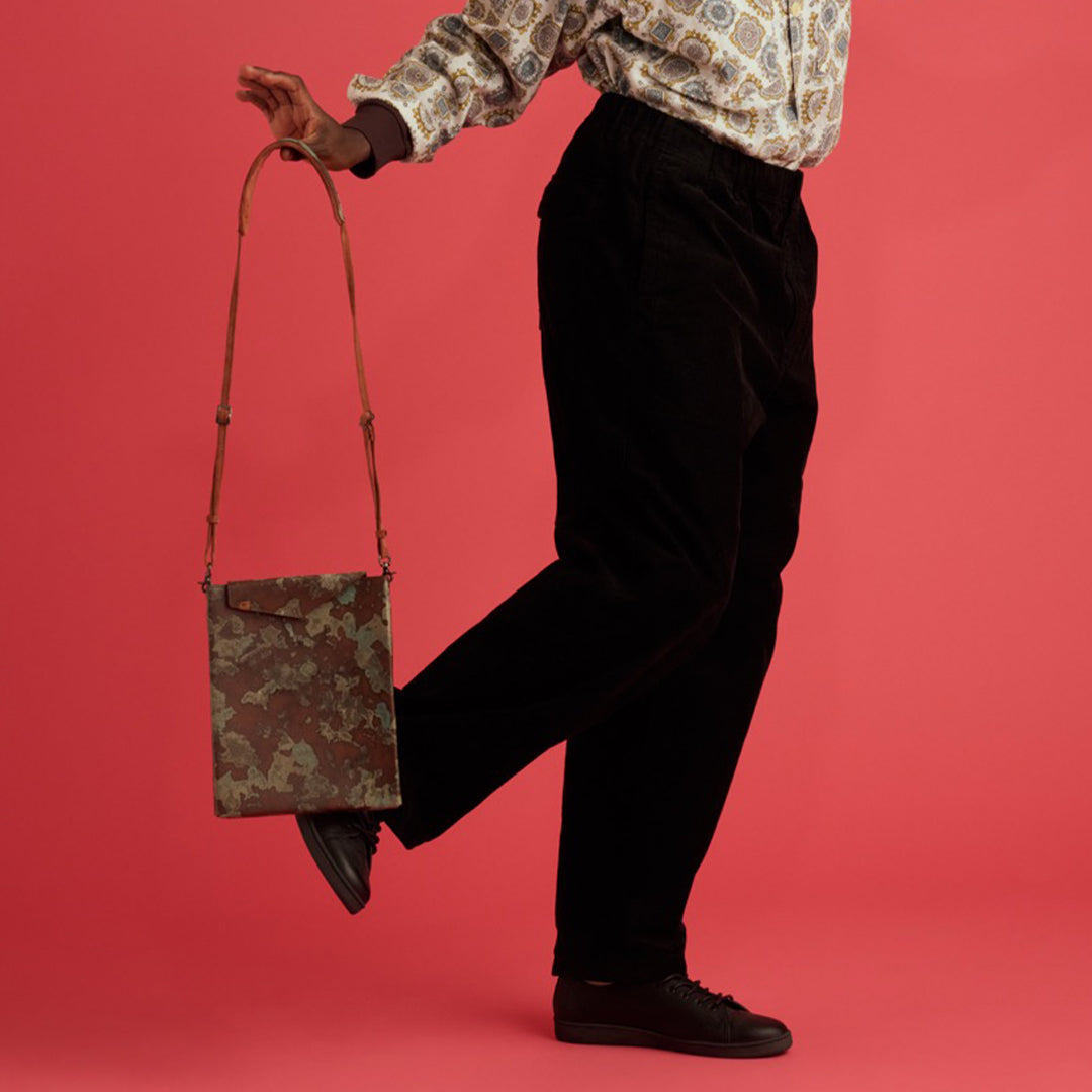 ＜keu＞Skinny Case L（11.5 inch）/紅銅鏽