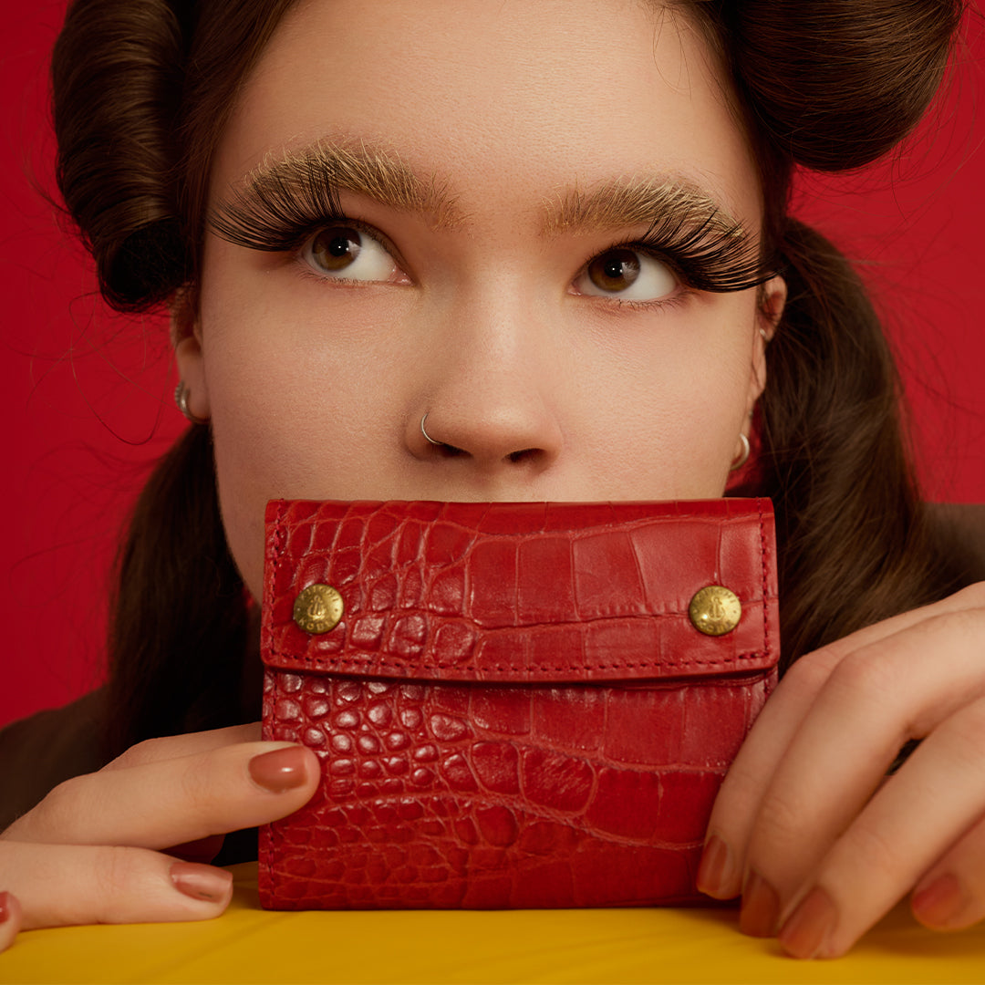 ＜キイチ＞ アライクシリーズ 財布（三つ折り）/レッド