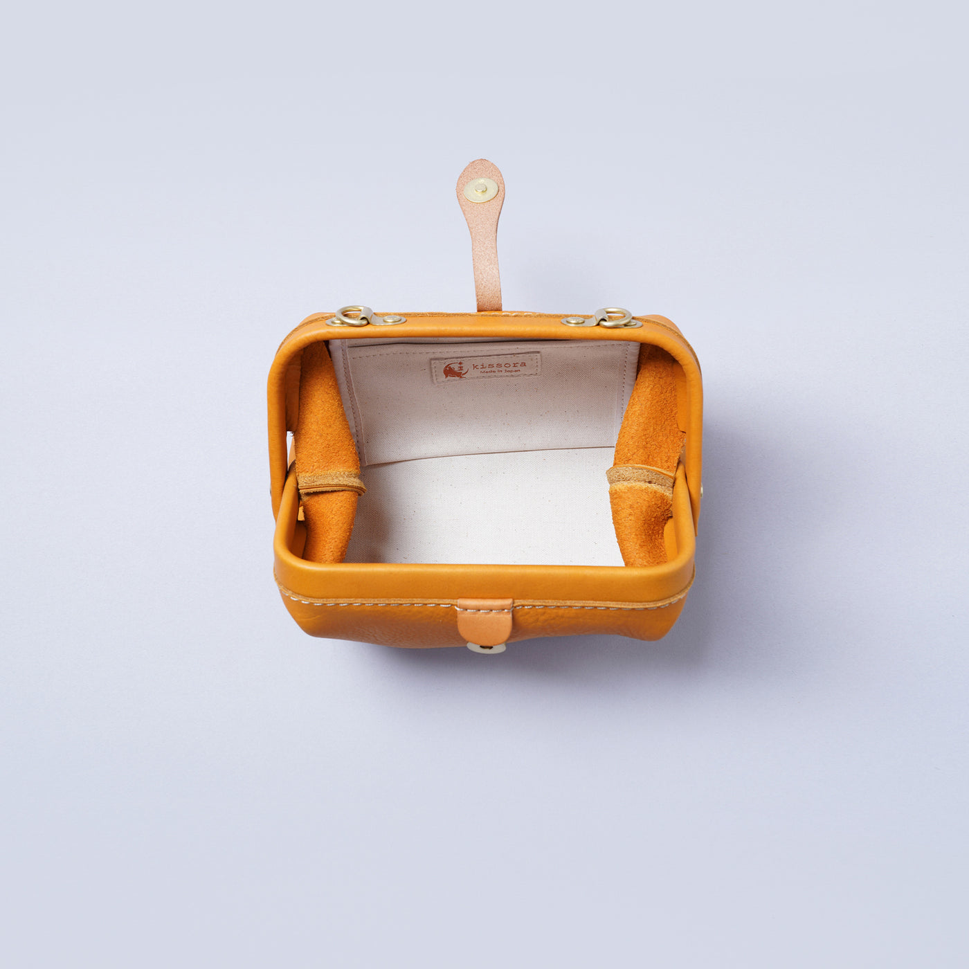 <kissora> Epika Shoulder Bag with Clasp Opening / Yellow