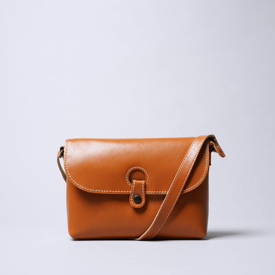 <Laisser Faire> Wolf Mini Shoulder Bag / Camel