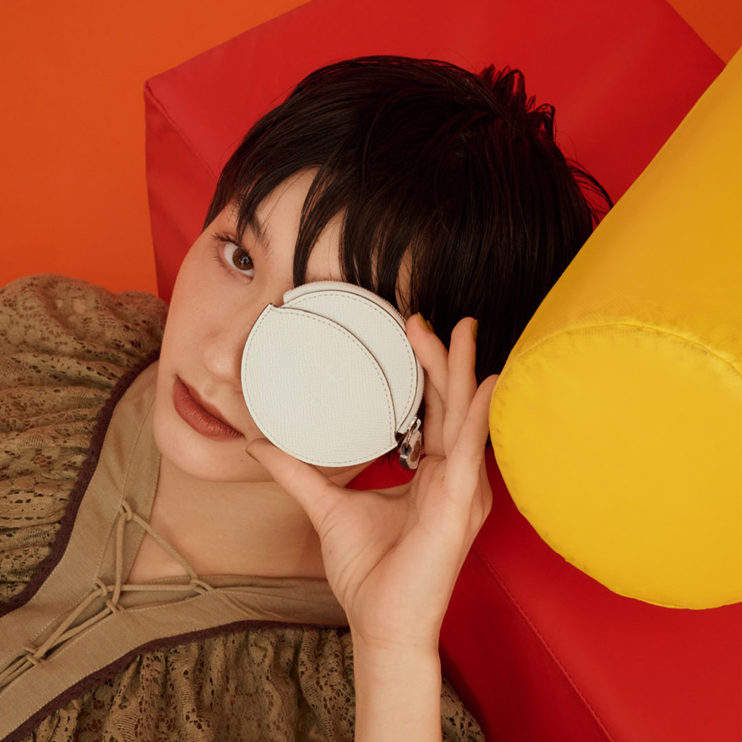 ＜キイチ＞ シェードシリーズ コインケース（ファスナー）/ホワイト