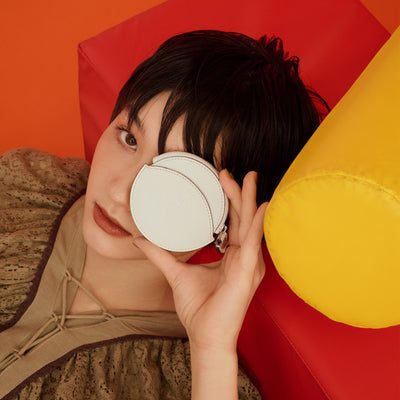 ＜キイチ＞ シェードシリーズ コインケース（ファスナー）/ホワイト