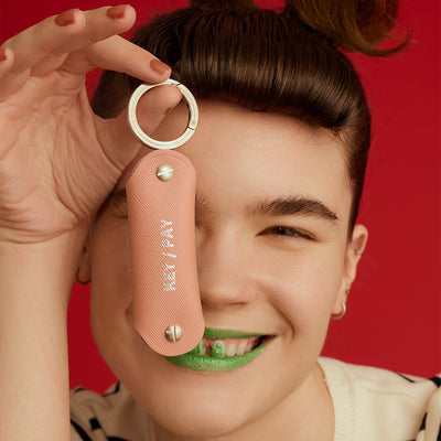 ＜1/2HALF＞EMBOSS COW LEATHER KEY/PAY/粉紅色