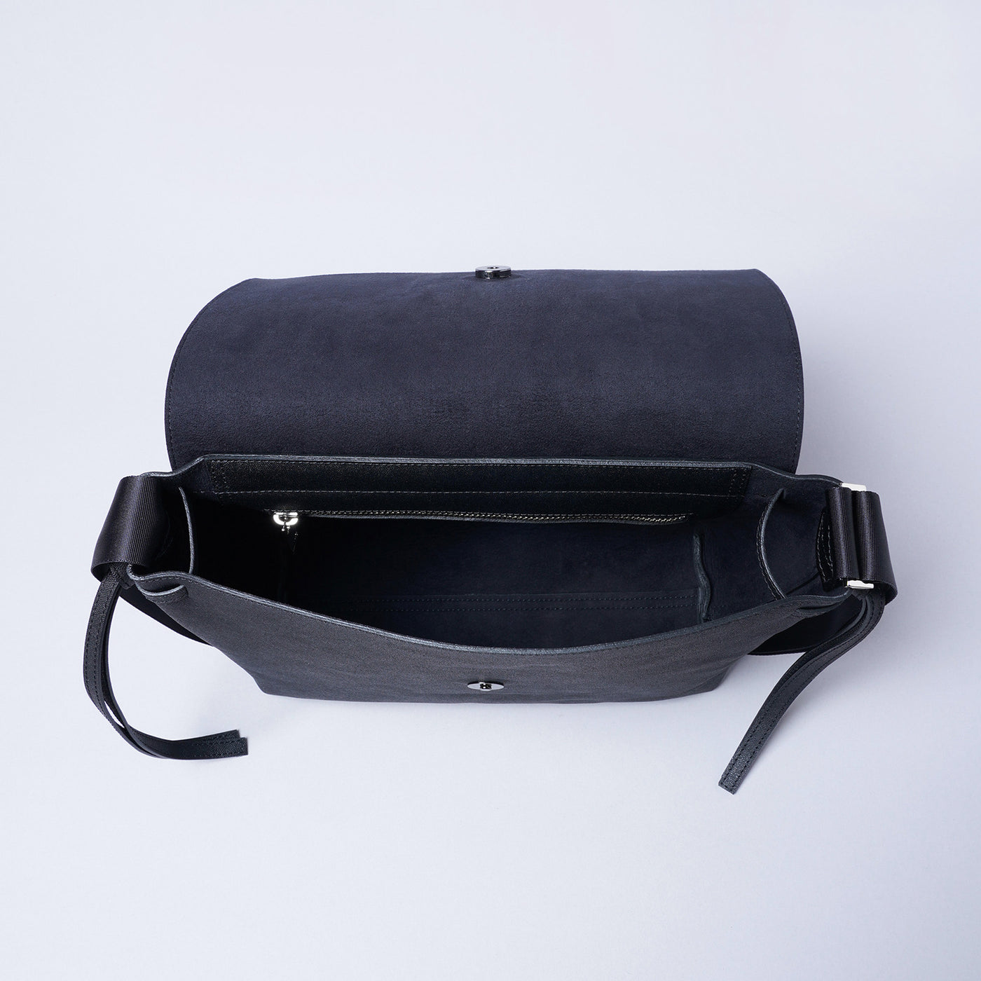 ＜ブラックアイボリー＞Square（スクエア）/ブラック