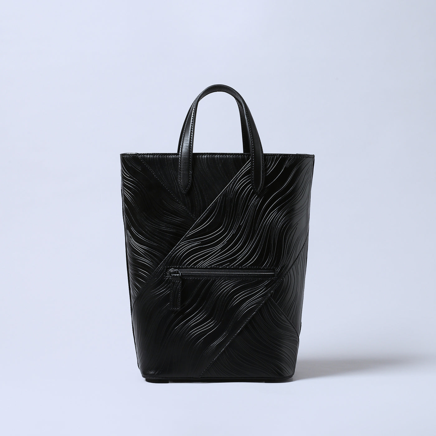 ＜エスティーヌ＞ノワリズムシリーズ レザー2WAYトートバッグ/ブラック