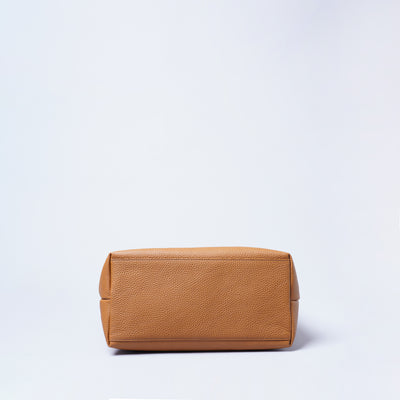 <LEZALI> Embossed Leather A4 Tote / Taupe