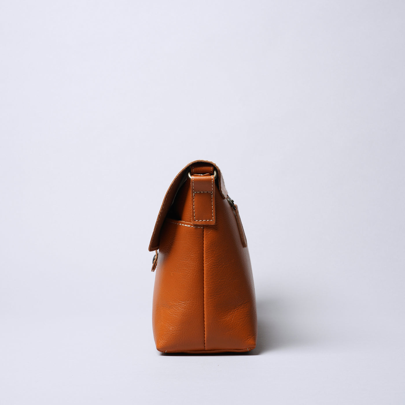 <Laisser Faire> Wolf Shoulder Bag / Black