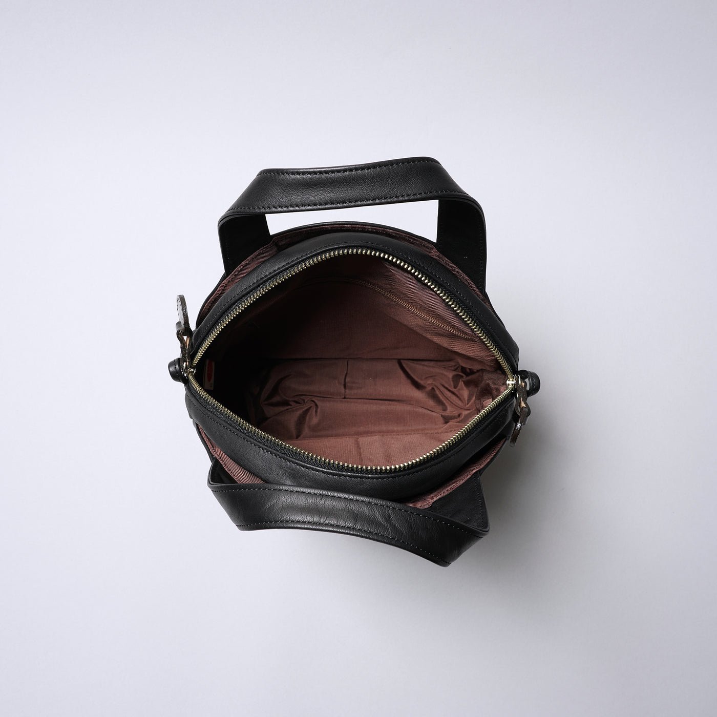 <REAL MIND BL> Apollon 2 Round Shoulder Bag S / Black