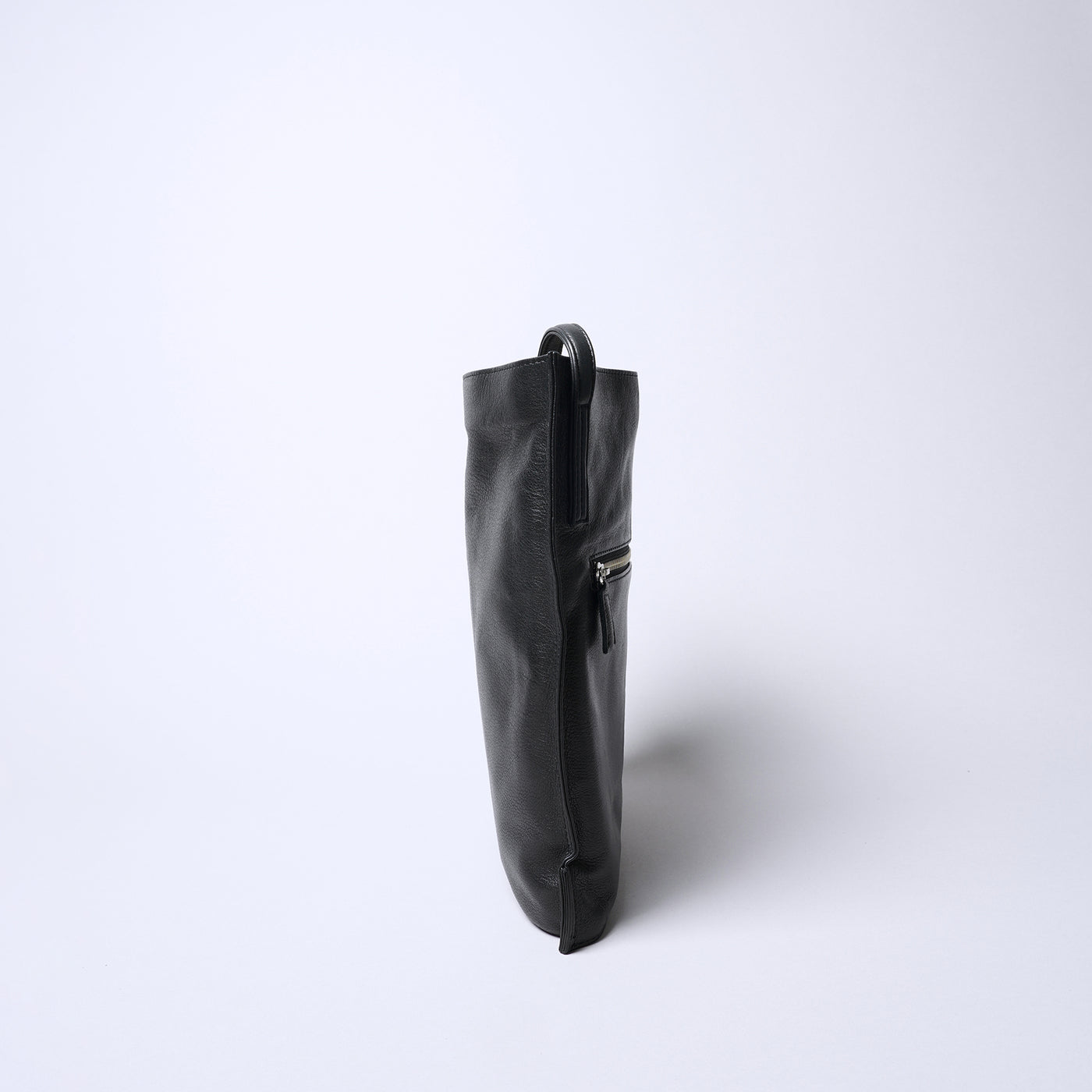 <REAL MIND BL> Fika Thin Gusset Shoulder Bag / Bag