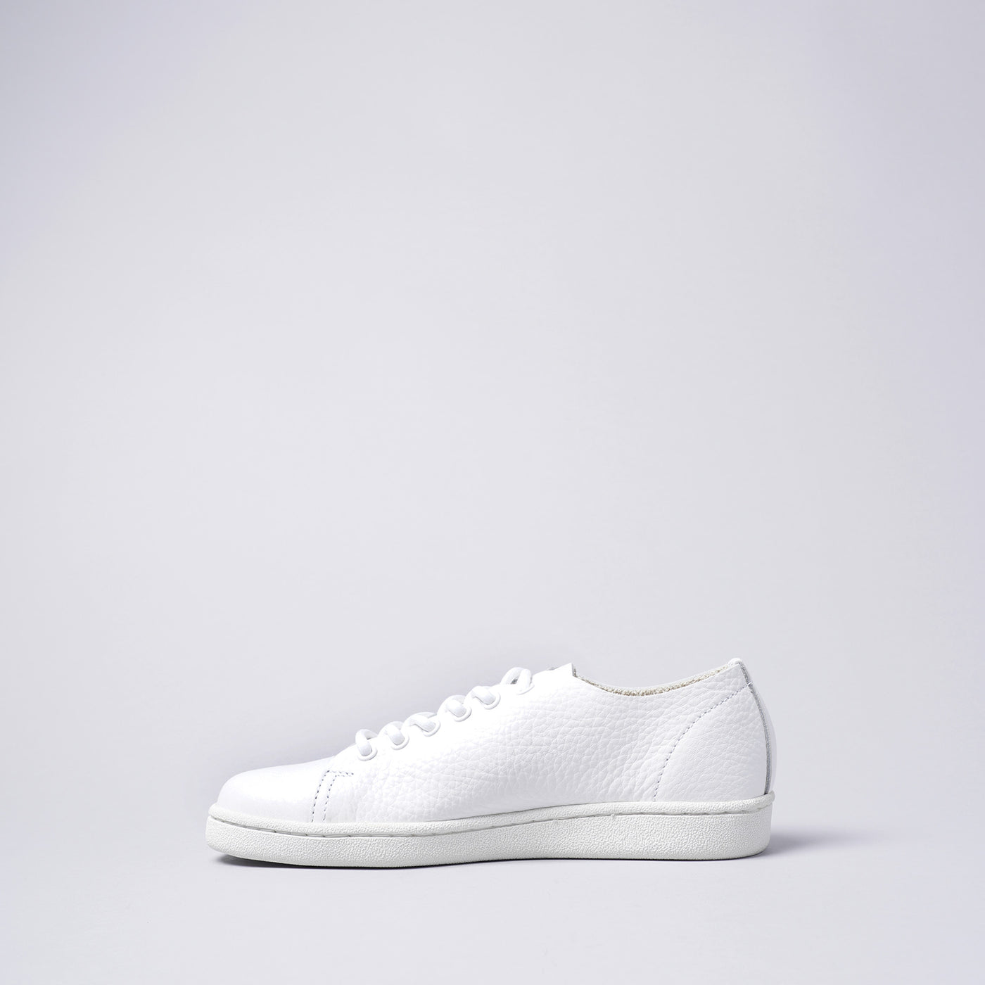 <U-DOT> Sneaker / White