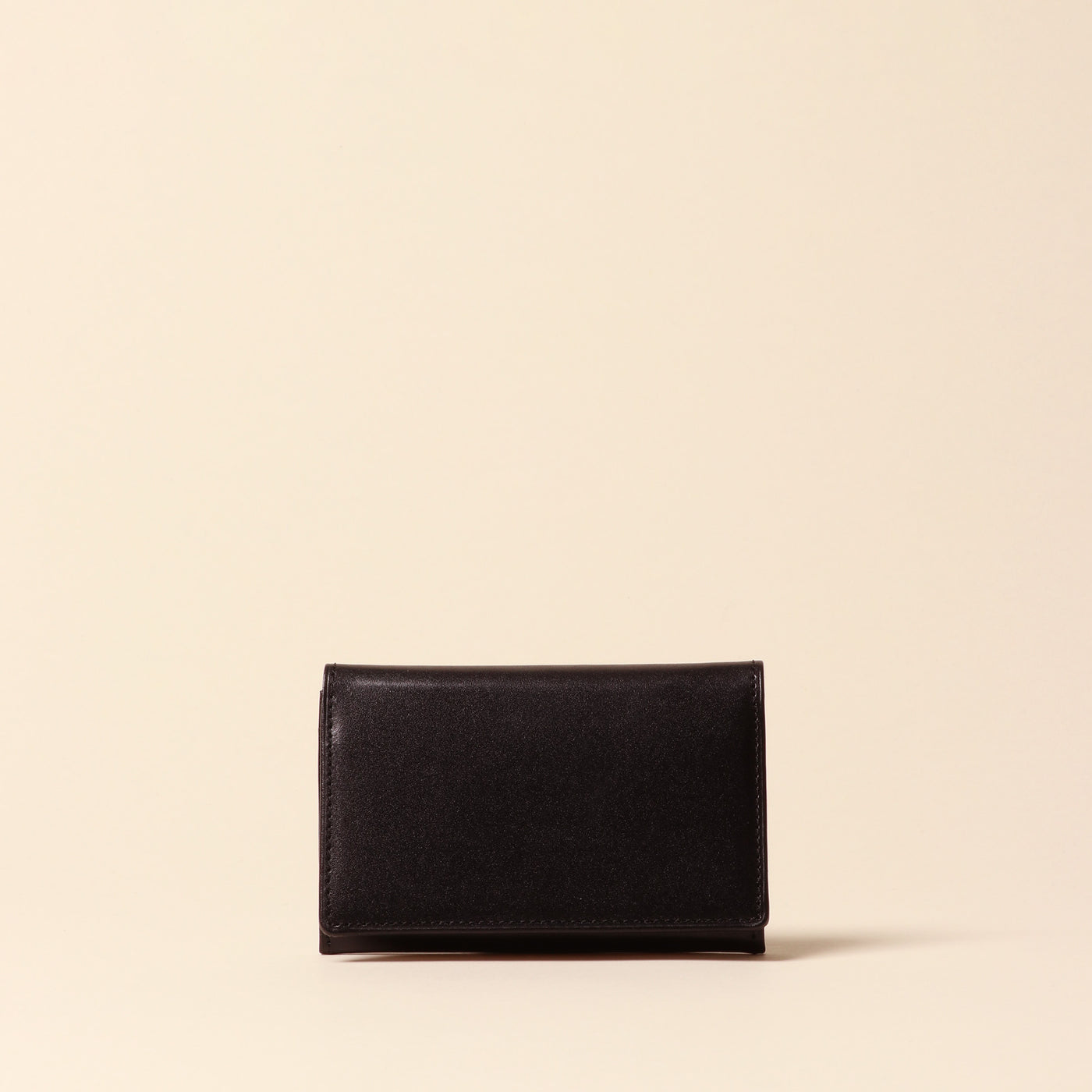 <CYPRIS> Business card holder in white Shirasagi leather, black