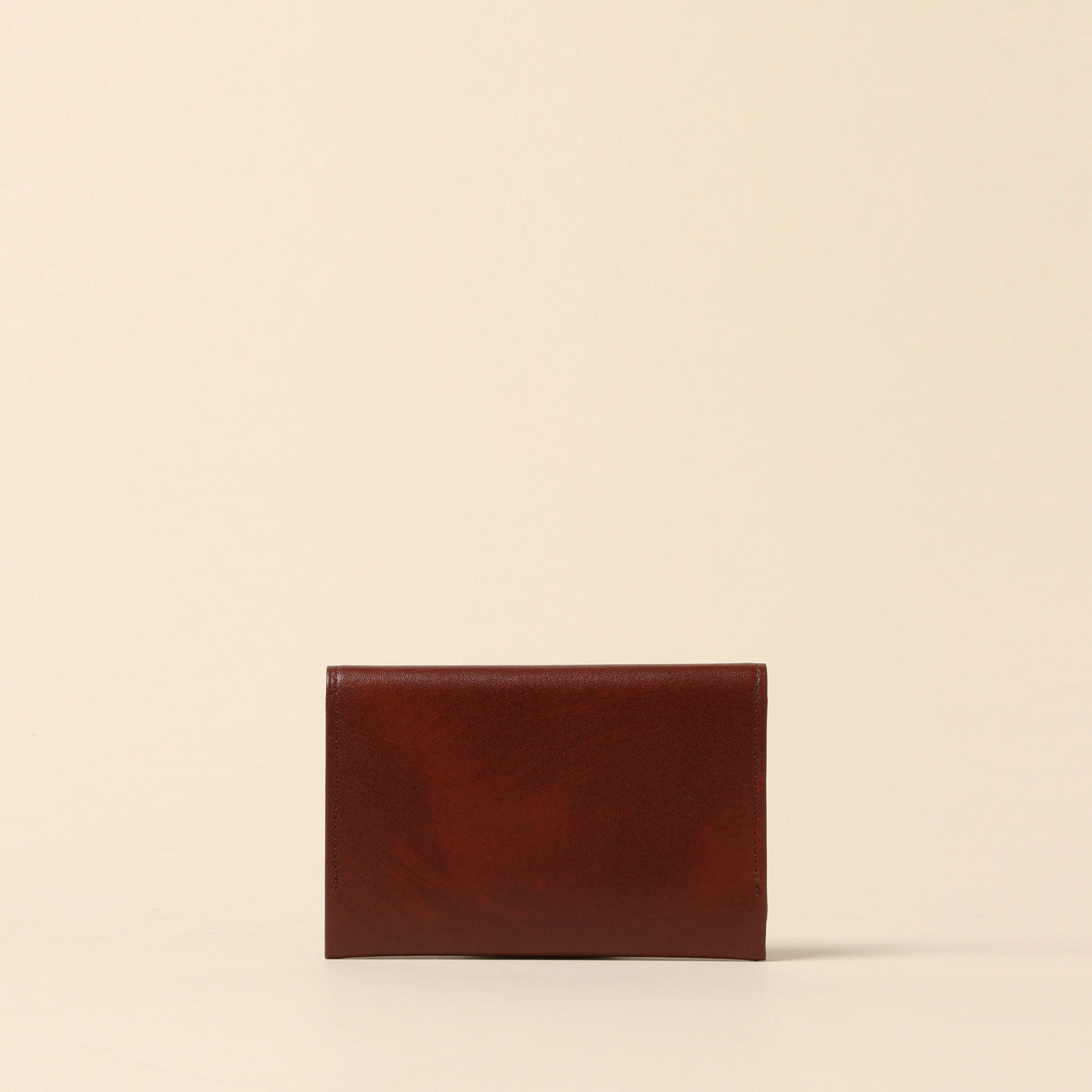 < CYPRIS > Business card holder in white Shirasagi leather, brown