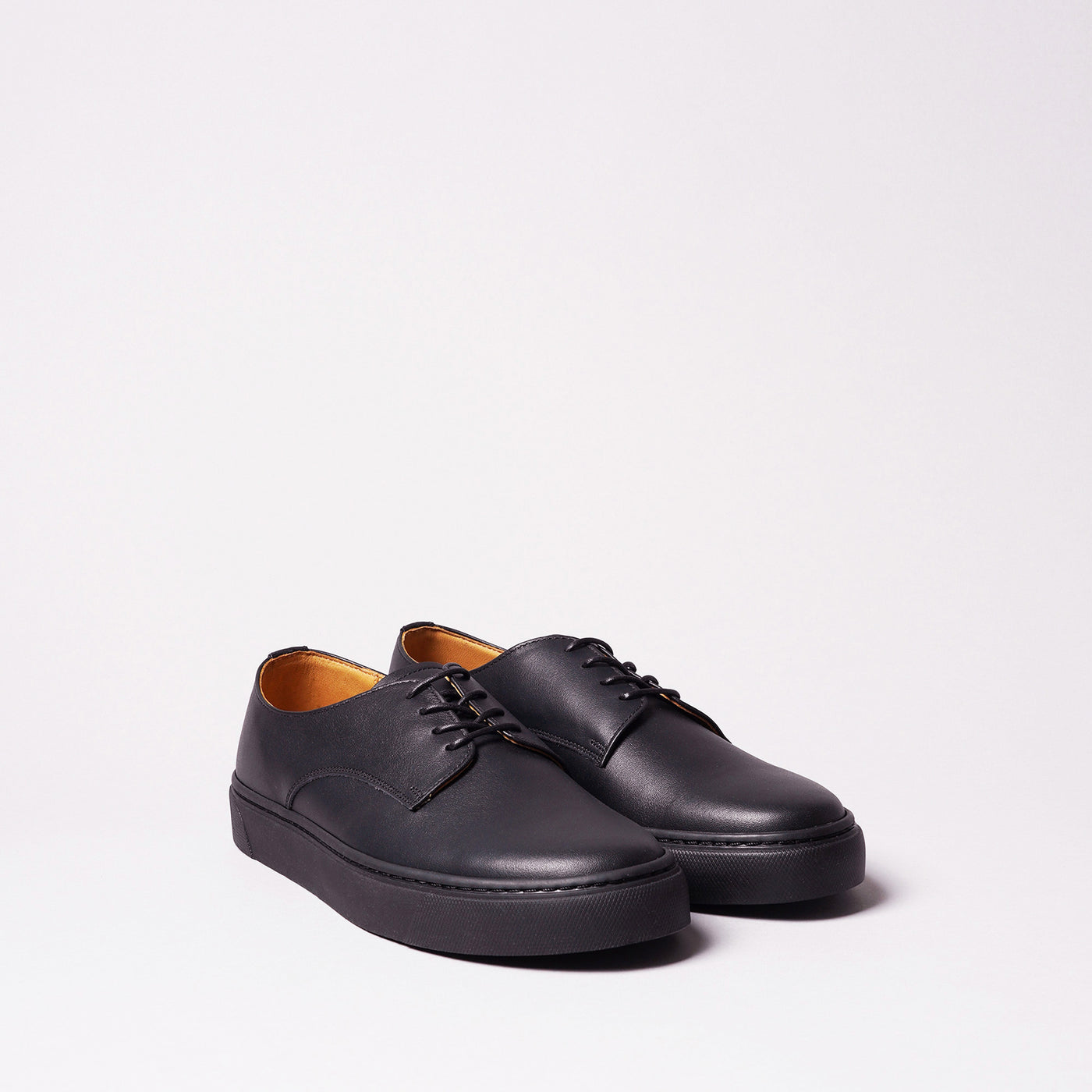 <TOSS> Bath Bath Lace-up Leather Sneaker  / Black