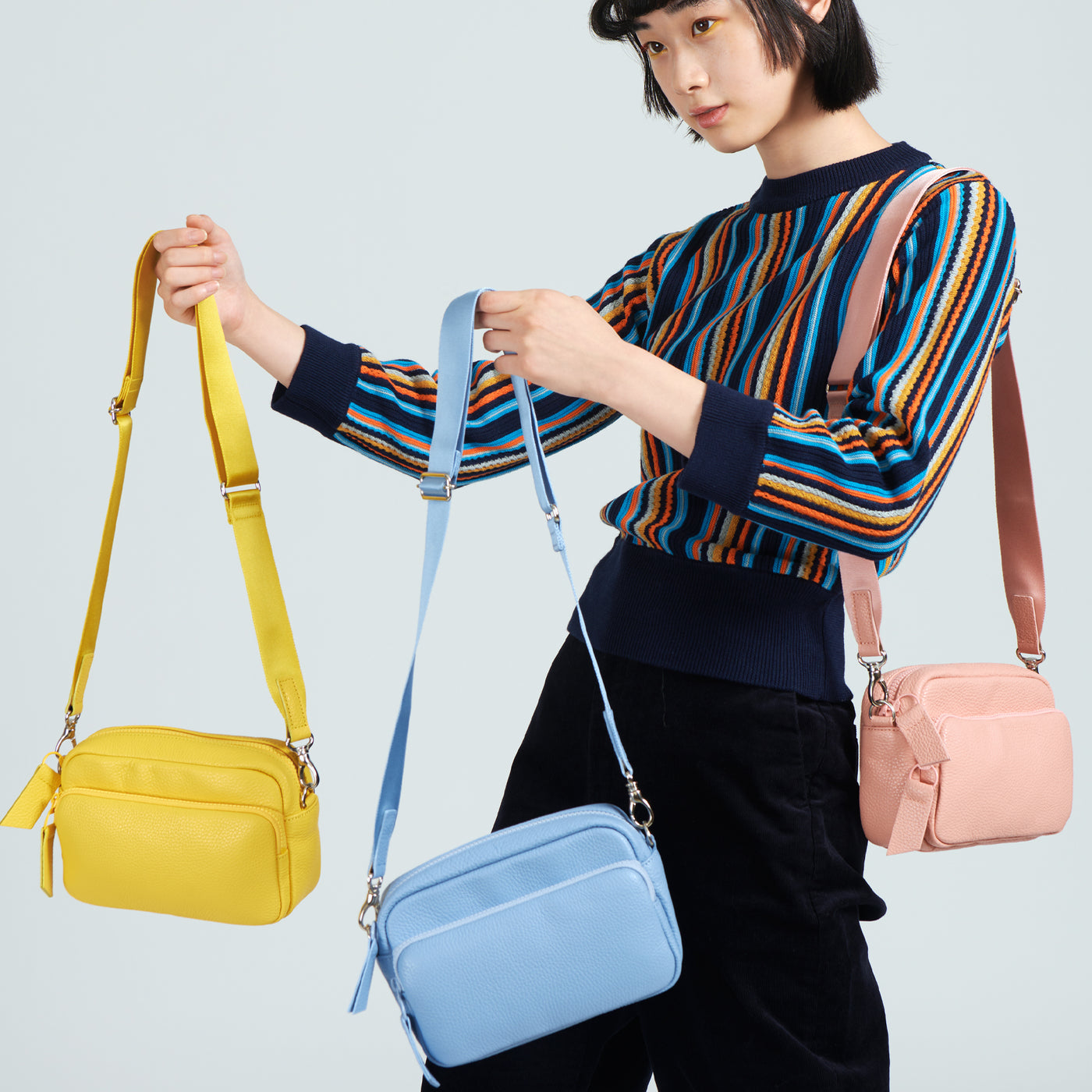 <itten-itten> Leather mini shoulder bag / blue