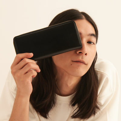 ＜CYPRIS＞Cirasagi Leather 蜂巢型拉鍊長夾/黑色